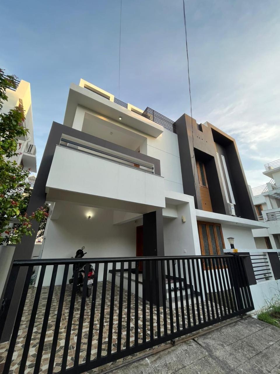 Alchemist Villa-Kazhakootam Thiruvananthapuram Εξωτερικό φωτογραφία